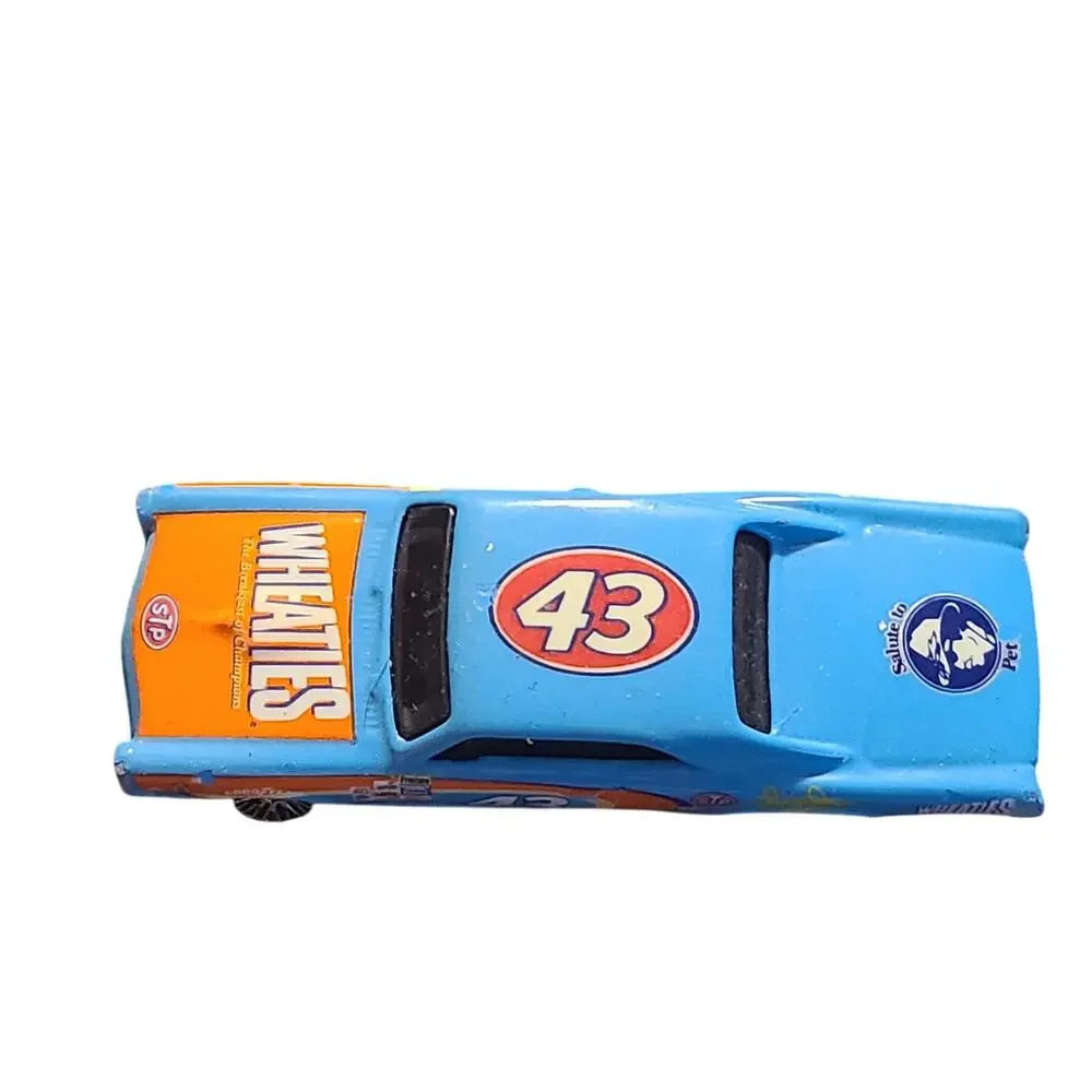 Hot Wheels Richard Petty 67 Pontiac GTO Wheaties 2004 Gen Mills Loose Used